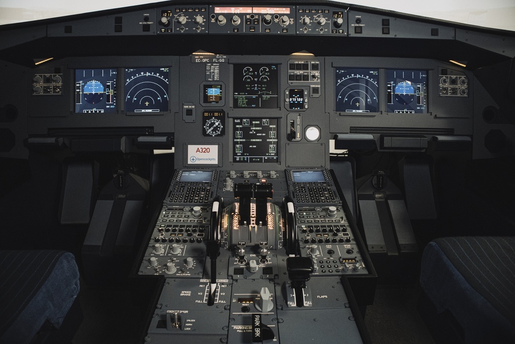 A320 Cockpit Completo