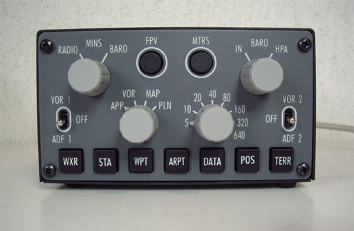 [2M5] EFIS-737 (mounted & with box)